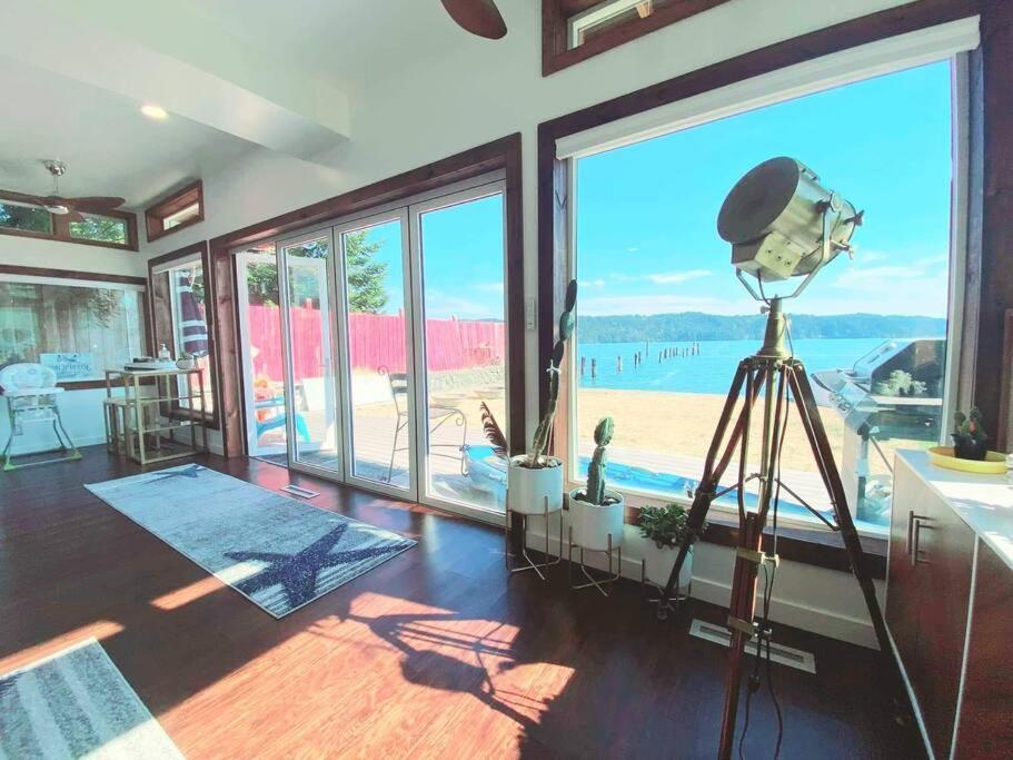 The Coman'S Beach House Hoodsport Exterior photo